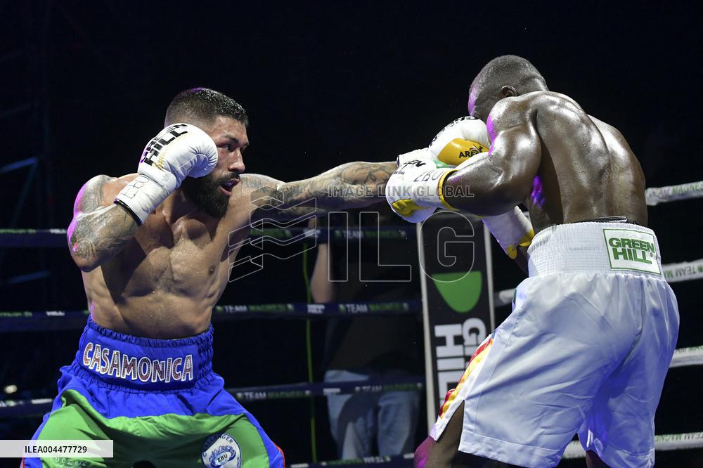 CONTATTO - Boxe - Titolo Europeo Silver Superleggeri - Metonyekpon vs Casamonica