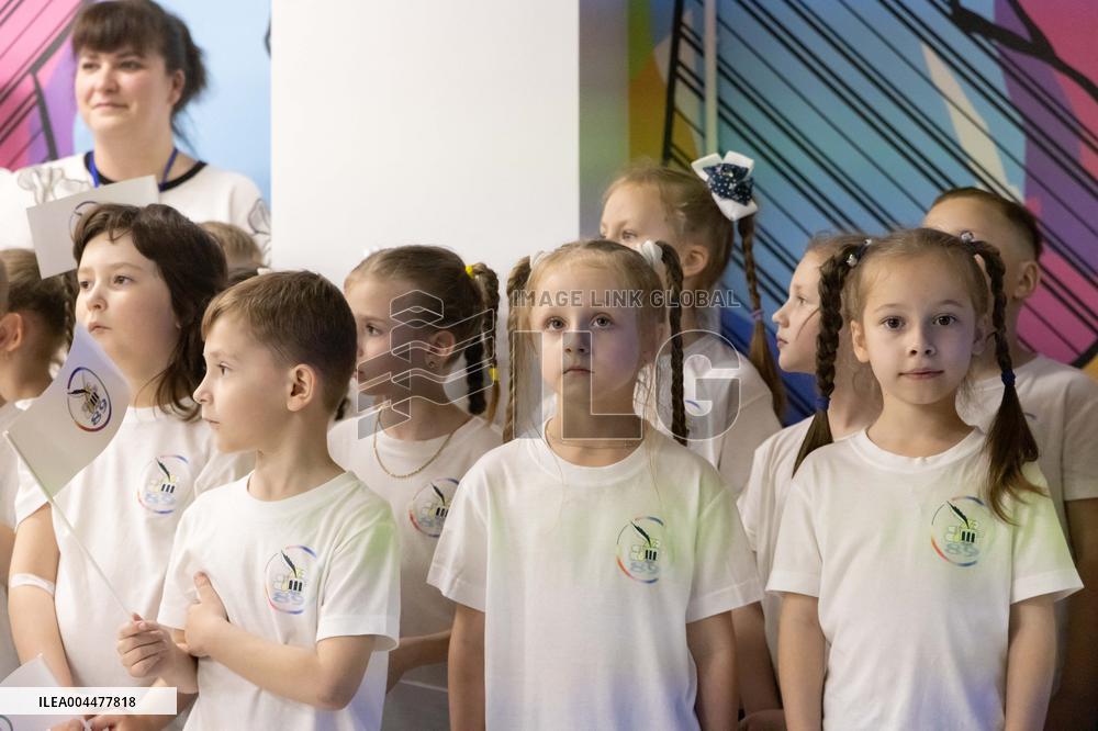 Last day in the underground school of High school graduates - Kharkiv