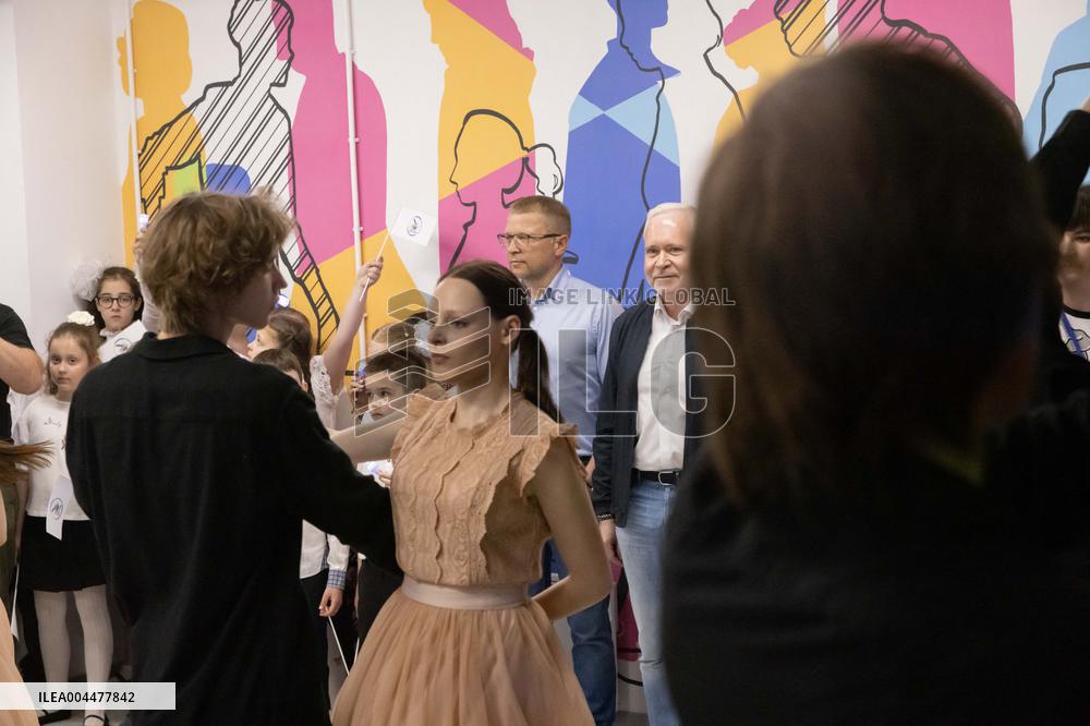 Last day in the underground school of High school graduates - Kharkiv