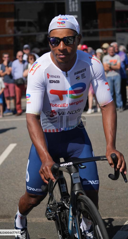 Cycling - Boucles De La Mayenne 2025 - Stage 1