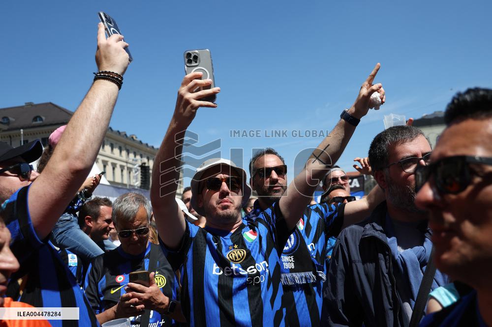 CALCIO - UEFA Champions League - Fans at the Champions League final