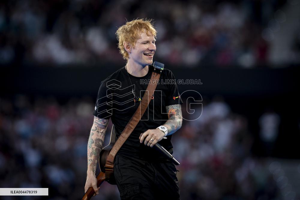 Ed Sheeran Performs in Madrid - Spain