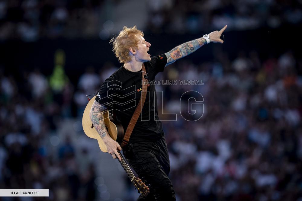 Ed Sheeran Performs in Madrid - Spain