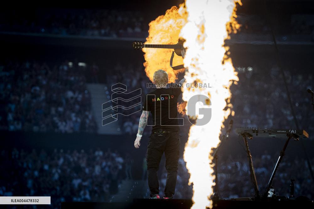 Ed Sheeran Performs in Madrid - Spain