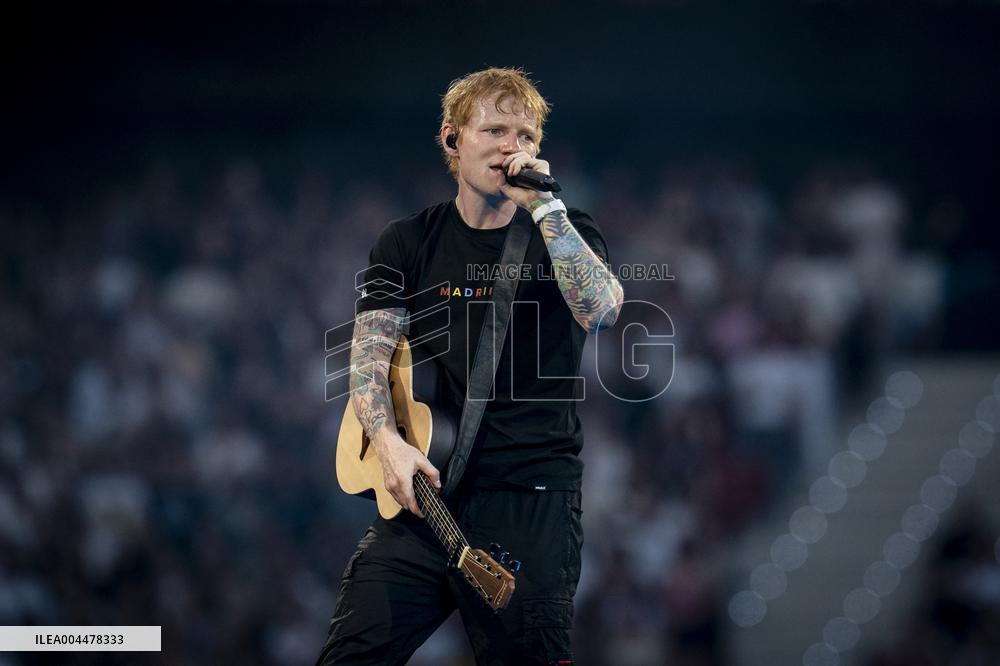Ed Sheeran Performs in Madrid - Spain