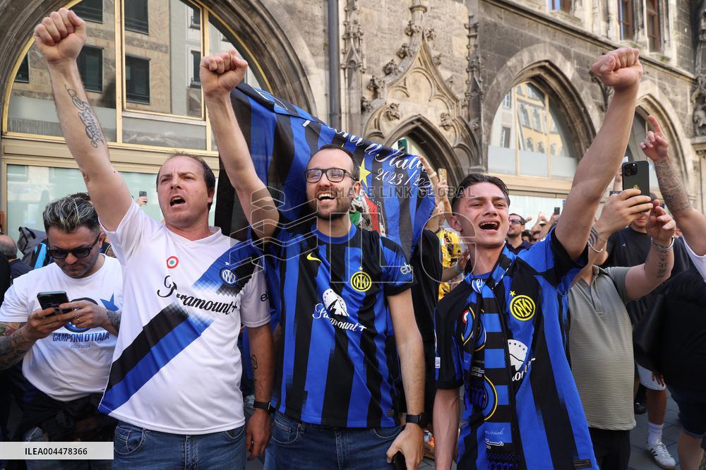CALCIO - UEFA Champions League - Fans at the Champions League final