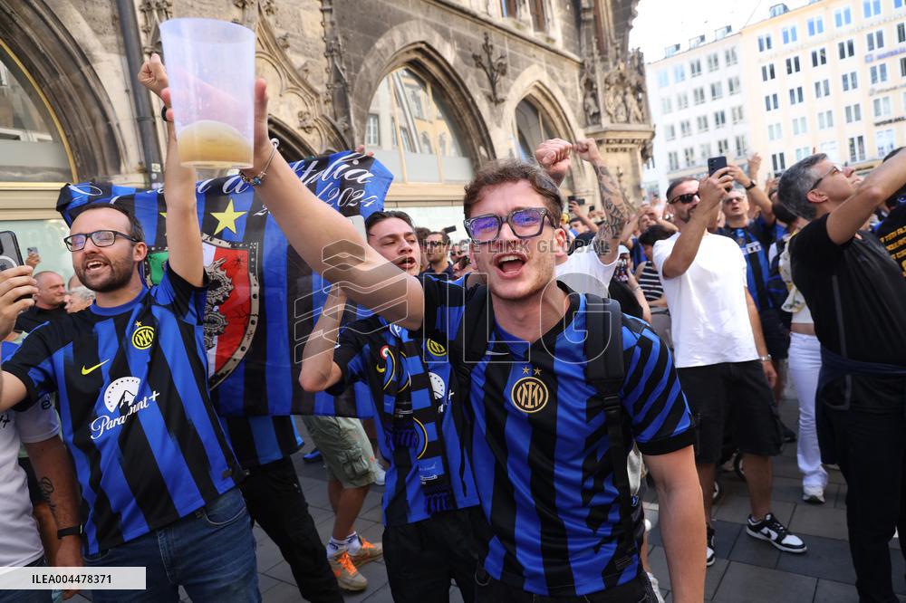 CALCIO - UEFA Champions League - Fans at the Champions League final