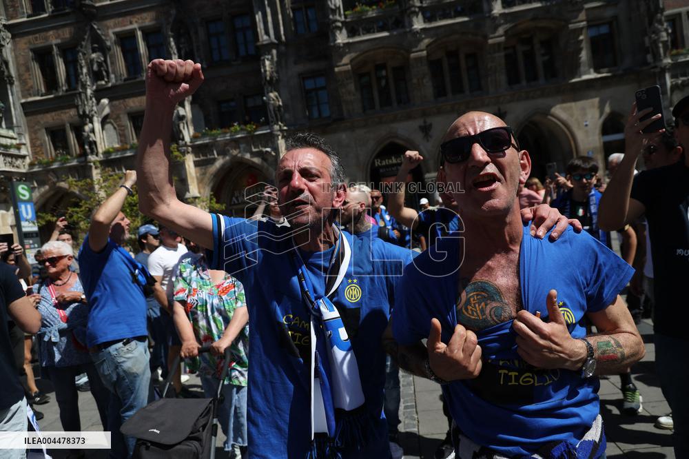 CALCIO - UEFA Champions League - Fans at the Champions League final