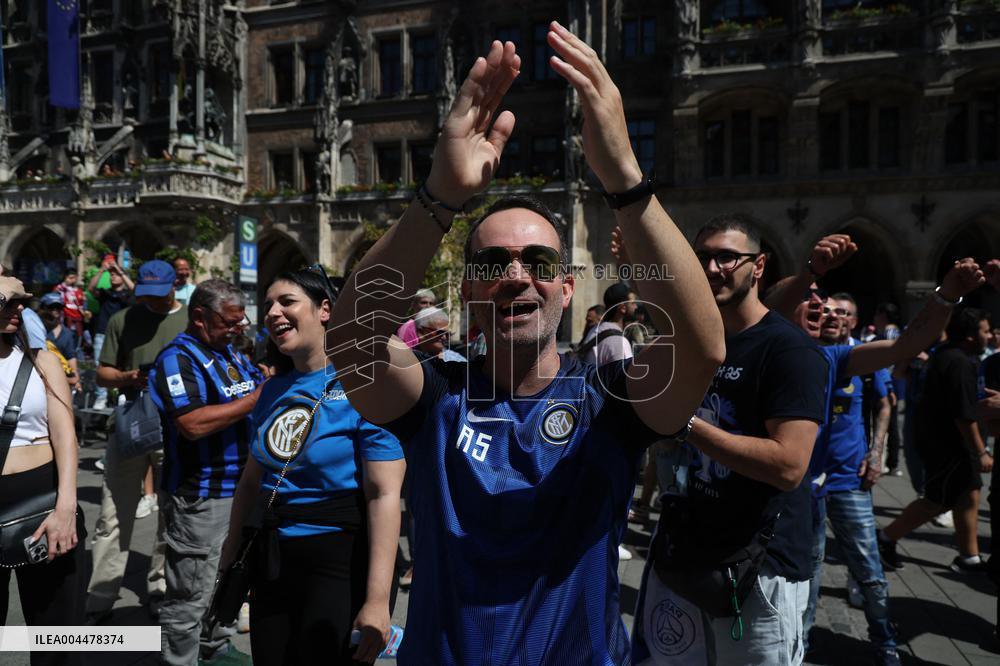 CALCIO - UEFA Champions League - Fans at the Champions League final