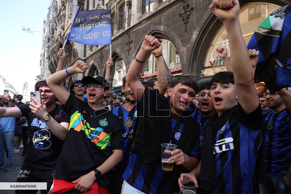 CALCIO - UEFA Champions League - Fans at the Champions League final
