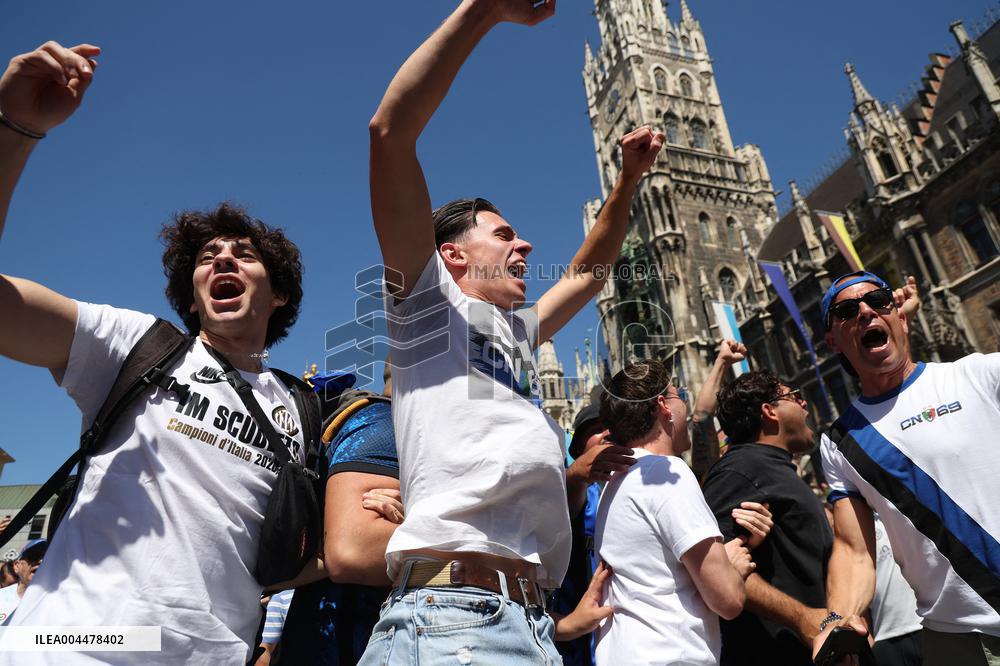 CALCIO - UEFA Champions League - Fans at the Champions League final