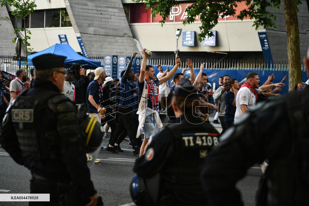 Champions League PSG vs Inter Milan - security - FA