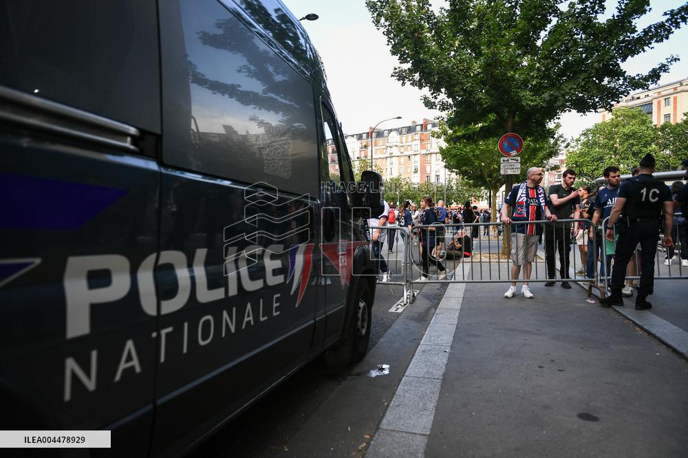 Champions League PSG vs Inter Milan - security - FA