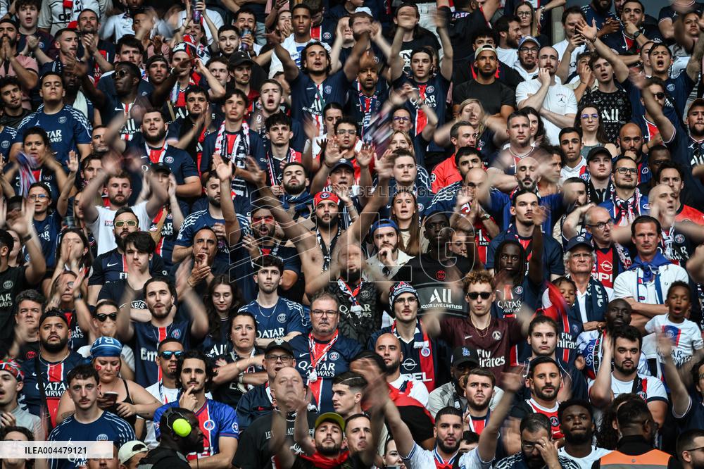 Champions League PSG vs Inter Milan in Paris - FA