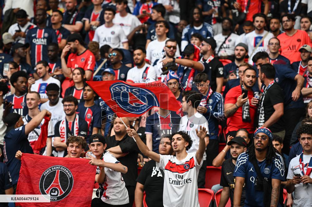 Champions League PSG vs Inter Milan in Paris - FA