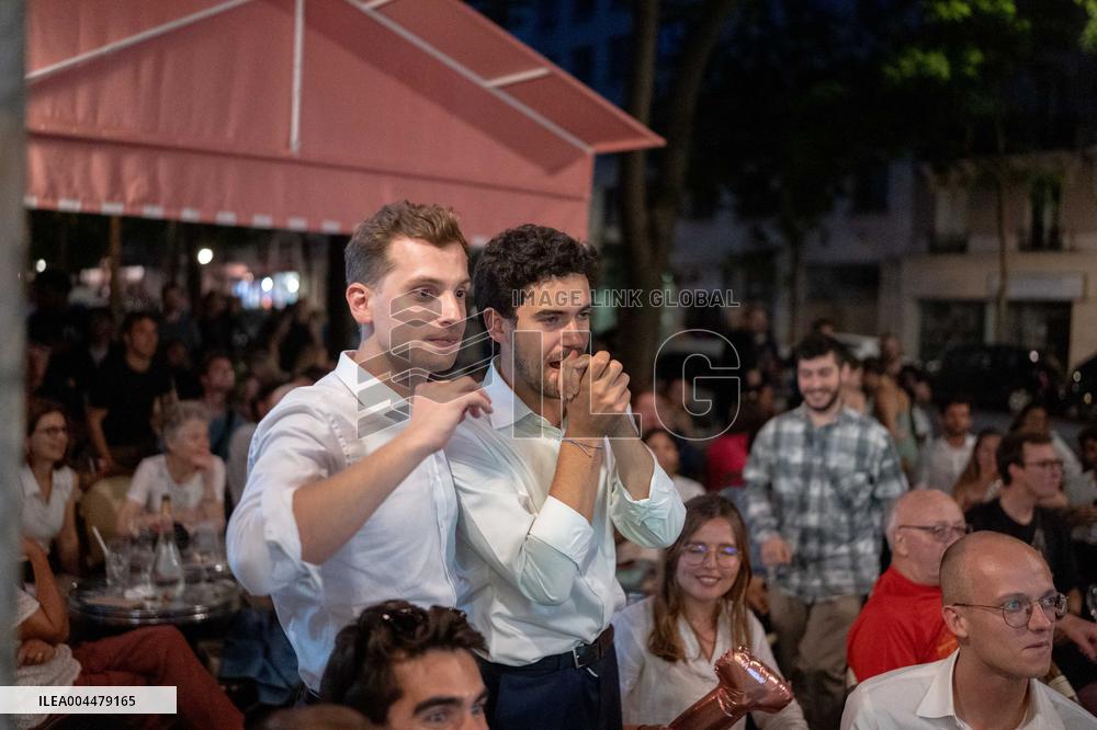 Atmosphere in paris bars after the PSG - Inter Milan match - Paris AJ