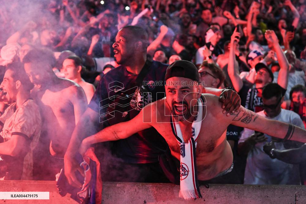 Champions League PSG vs Inter Milan in Paris - FA