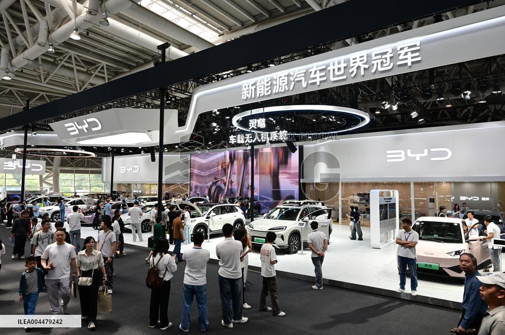 Fuzhou International Auto Show BYD Booth