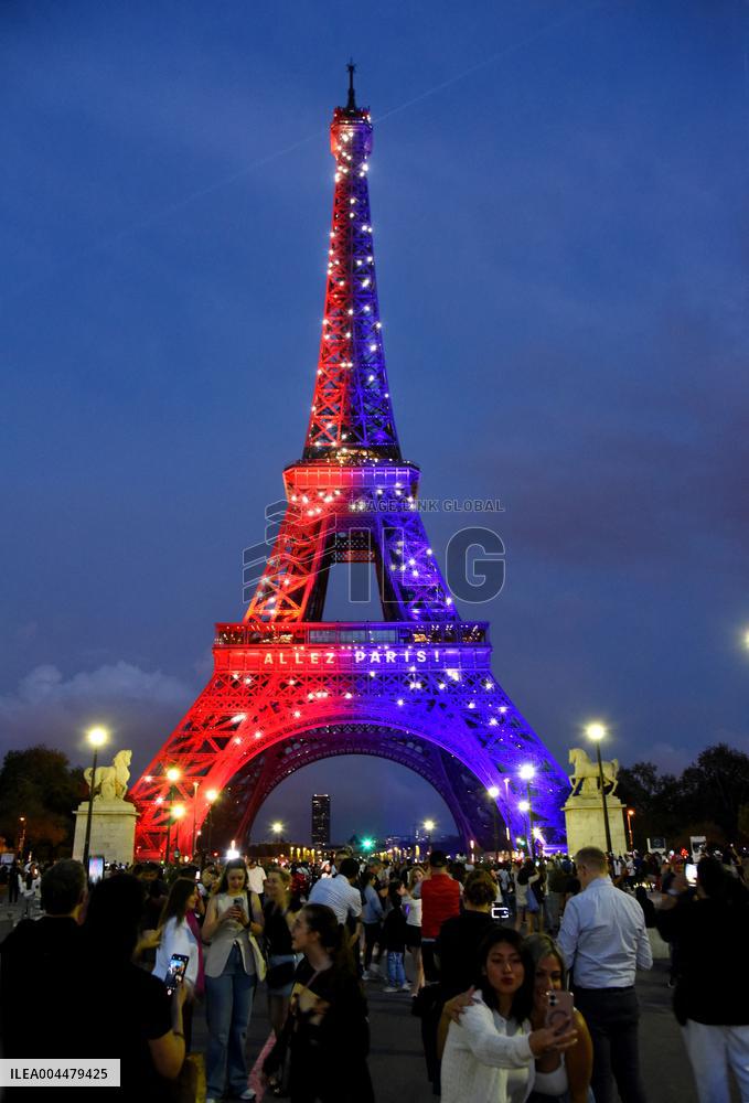 Eiffel Tower in the colors of Paris Saint-Germain - Paris
