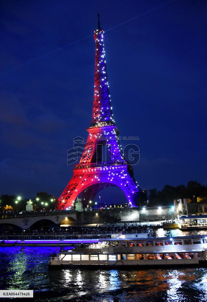 Eiffel Tower in the colors of Paris Saint-Germain - Paris