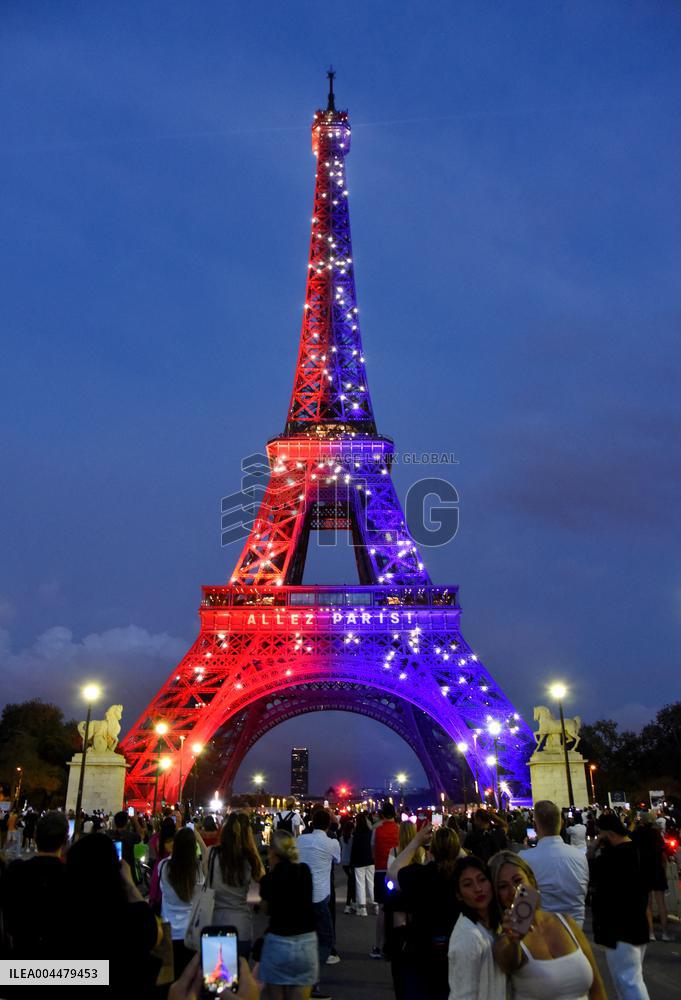 Eiffel Tower in the colors of Paris Saint-Germain - Paris
