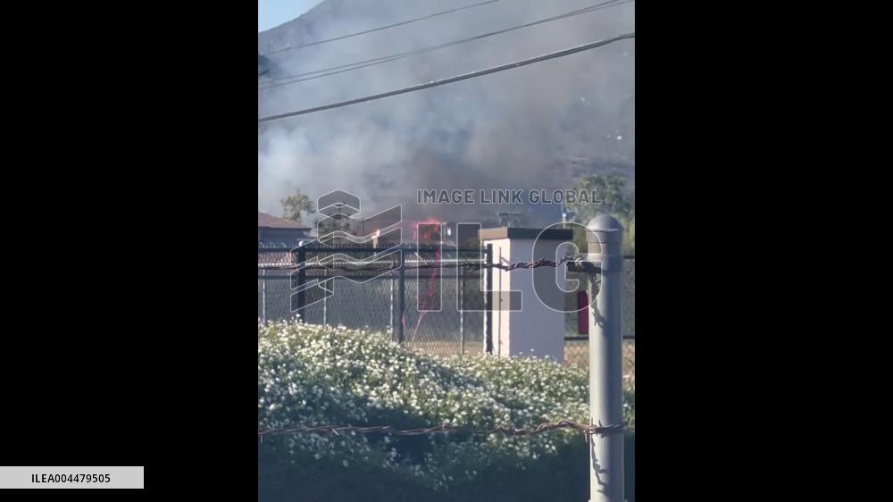 US: Henderson Fire in San Diego County Forces Evacuation Warnings