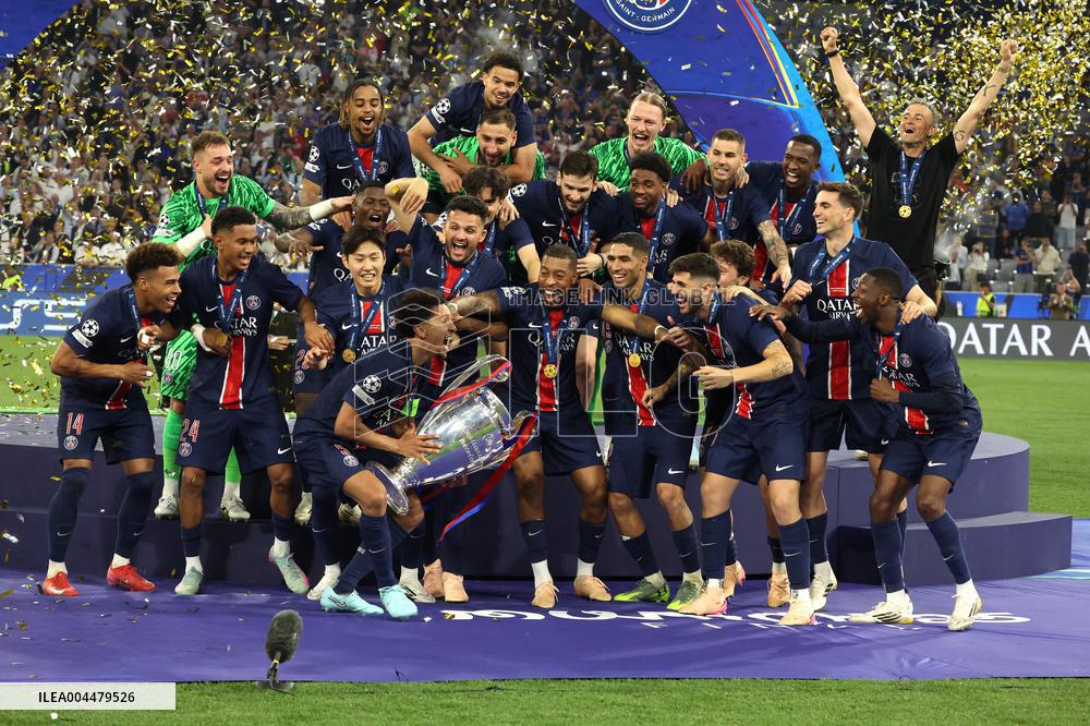 PSG Triumphs At UEFA Champions League Final - Munich