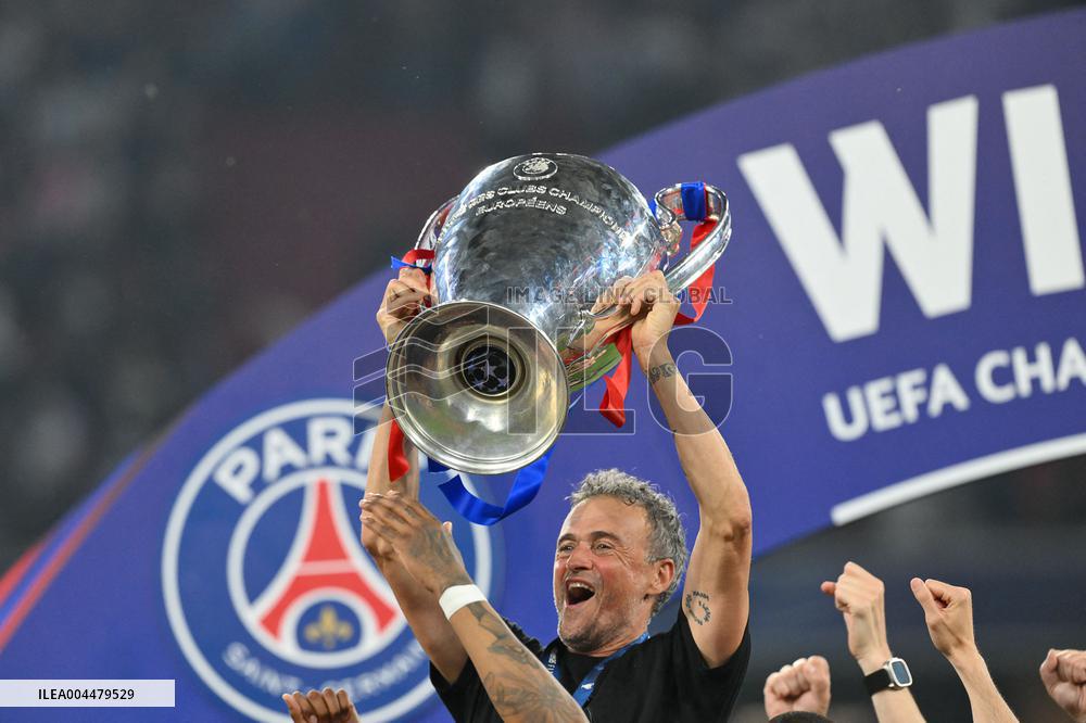 PSG Triumphs At UEFA Champions League Final - Munich