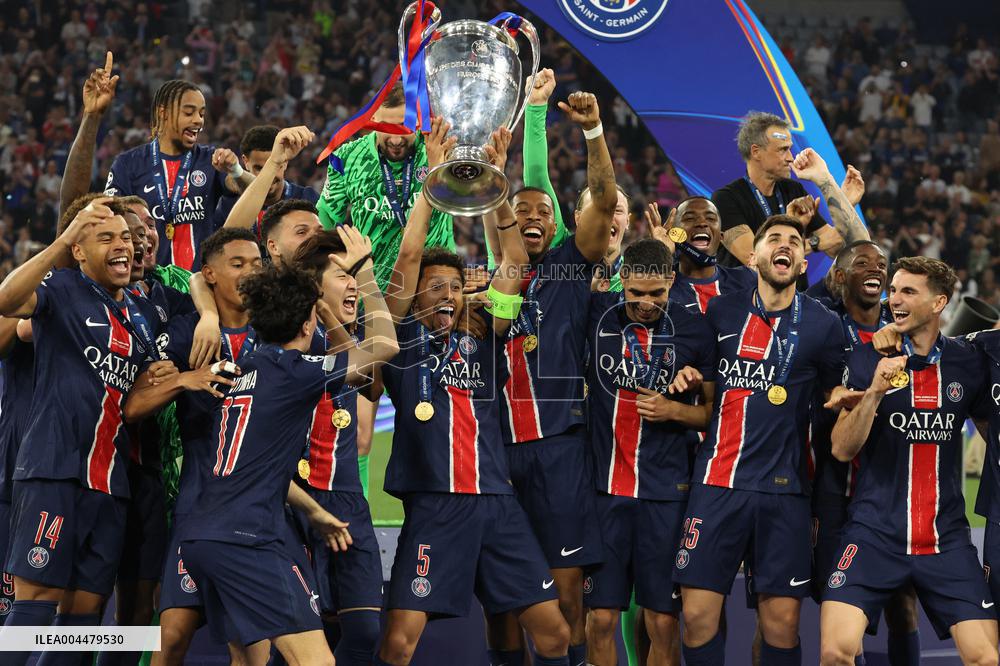 PSG Triumphs At UEFA Champions League Final - Munich