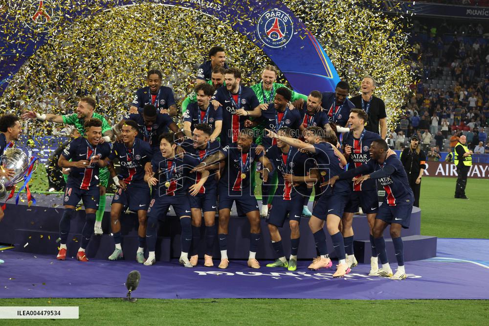 PSG Triumphs At UEFA Champions League Final - Munich