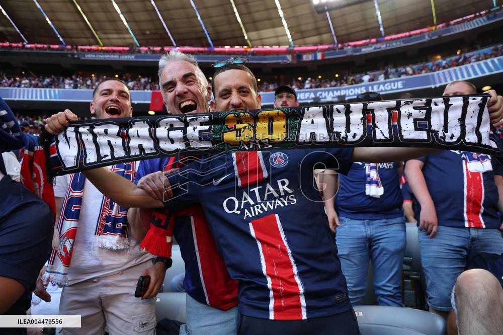 PSG Fans At UEFA Champions League Final - Munich