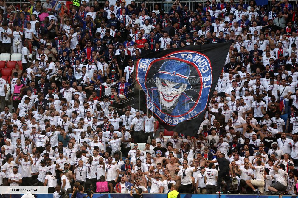 PSG Fans At UEFA Champions League Final - Munich