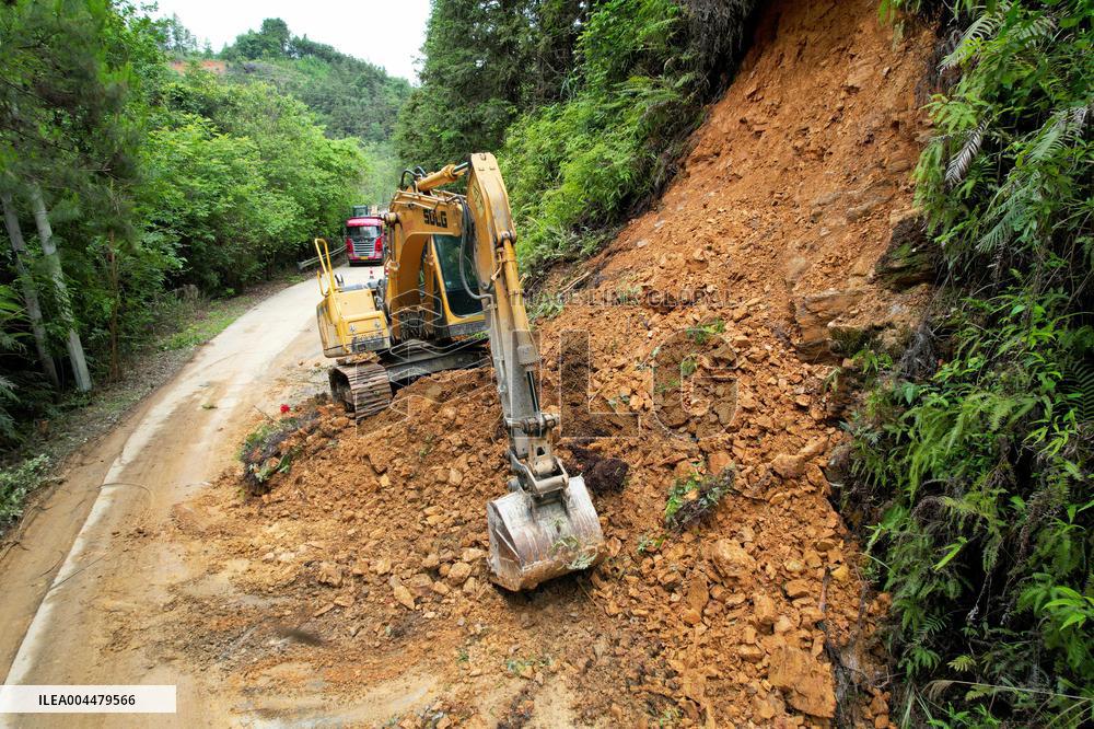 Road Collapse in Liuzhou