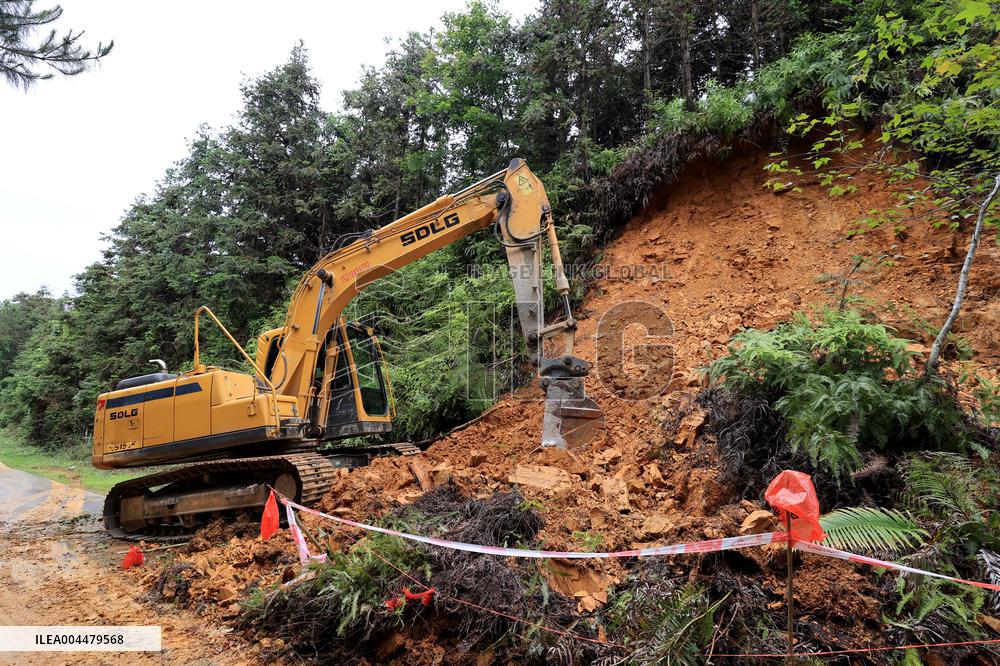 Road Collapse in Liuzhou
