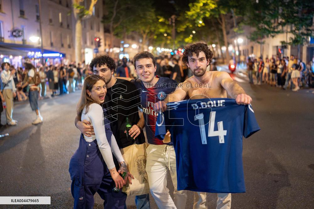 PSG Fans Celebrate Victory - UEFA Champions League Final - Paris