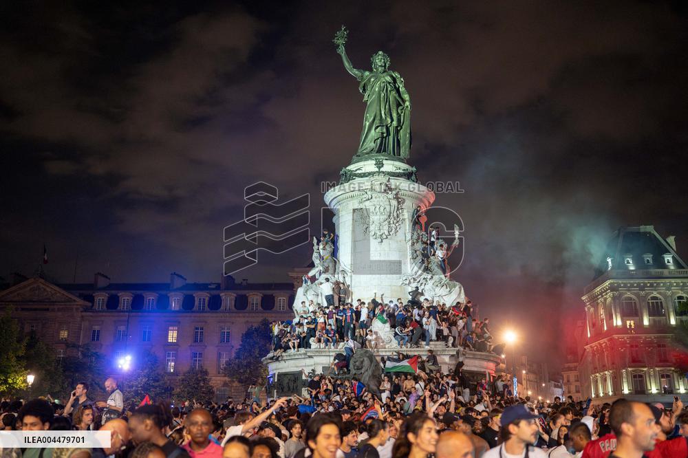 PSG Fans Celebrate Victory - UEFA Champions League Final - Paris