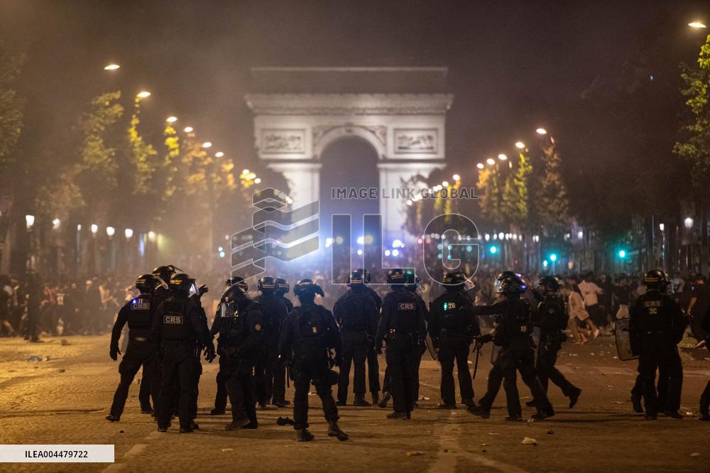 Clashes Between PSG Fans And The Police - Paris