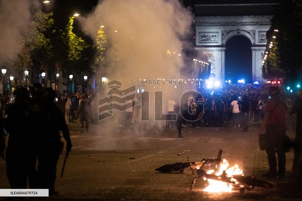 Clashes Between PSG Fans And The Police - Paris