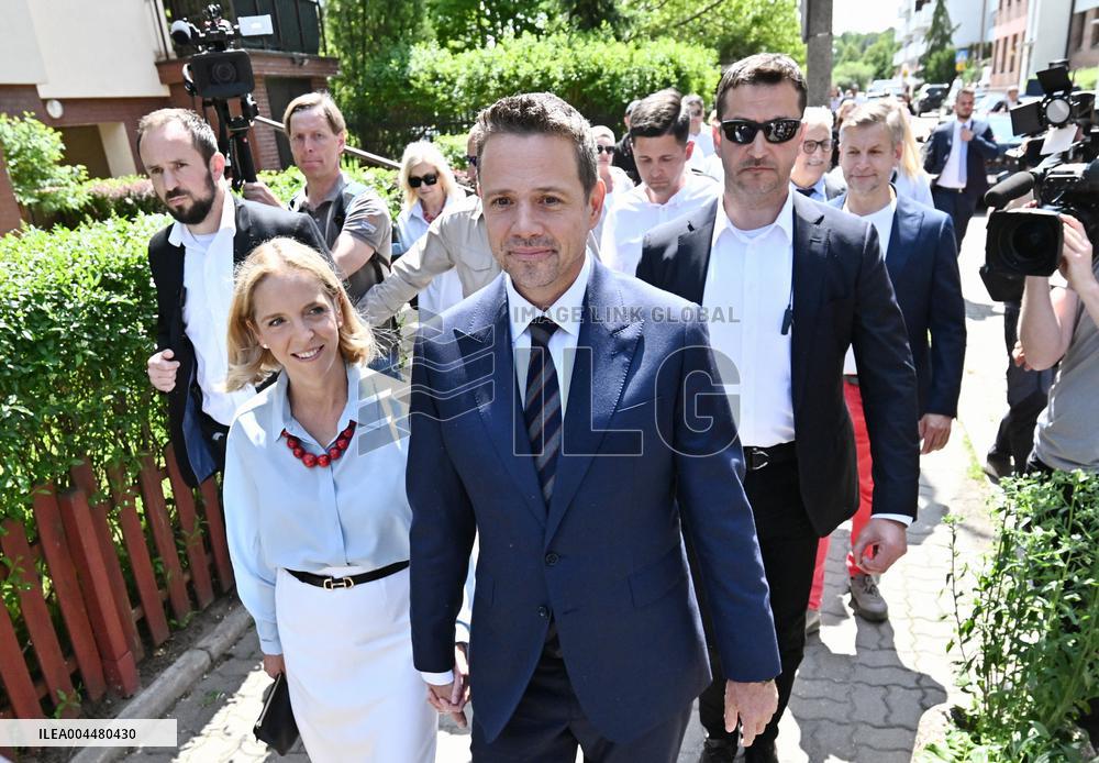 Polish Presidential Candidate Rafal Trzaskowski Votes - Warsaw