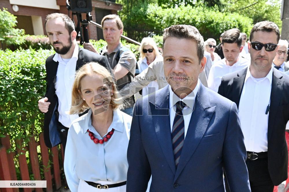 Polish Presidential Candidate Rafal Trzaskowski Votes - Warsaw