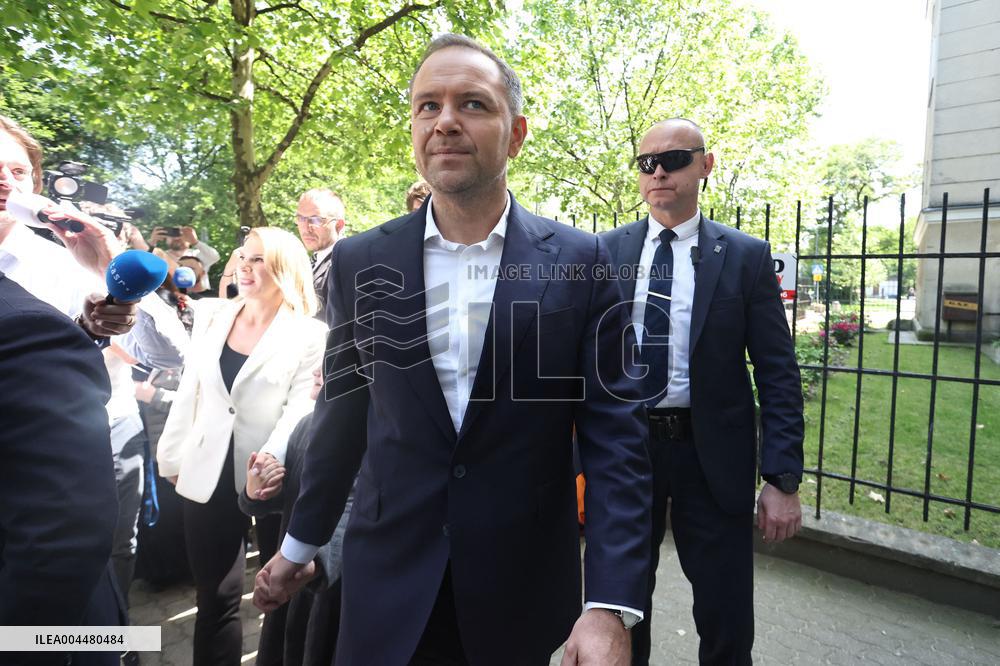 Polish Presidential Candidate Karol Nawrocki Votes - Warsaw