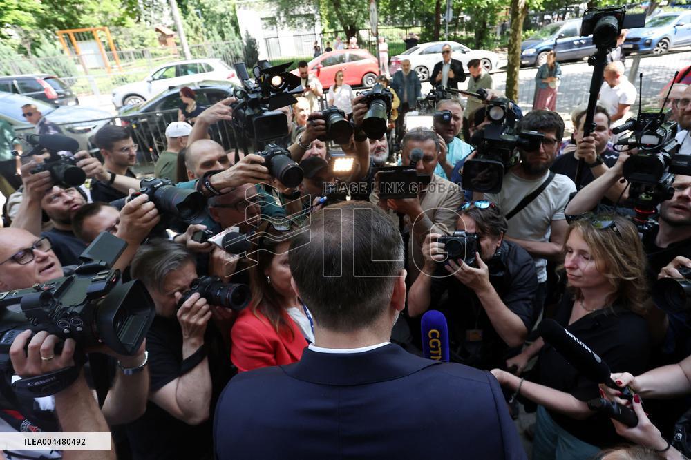 Polish Presidential Candidate Karol Nawrocki Votes - Warsaw