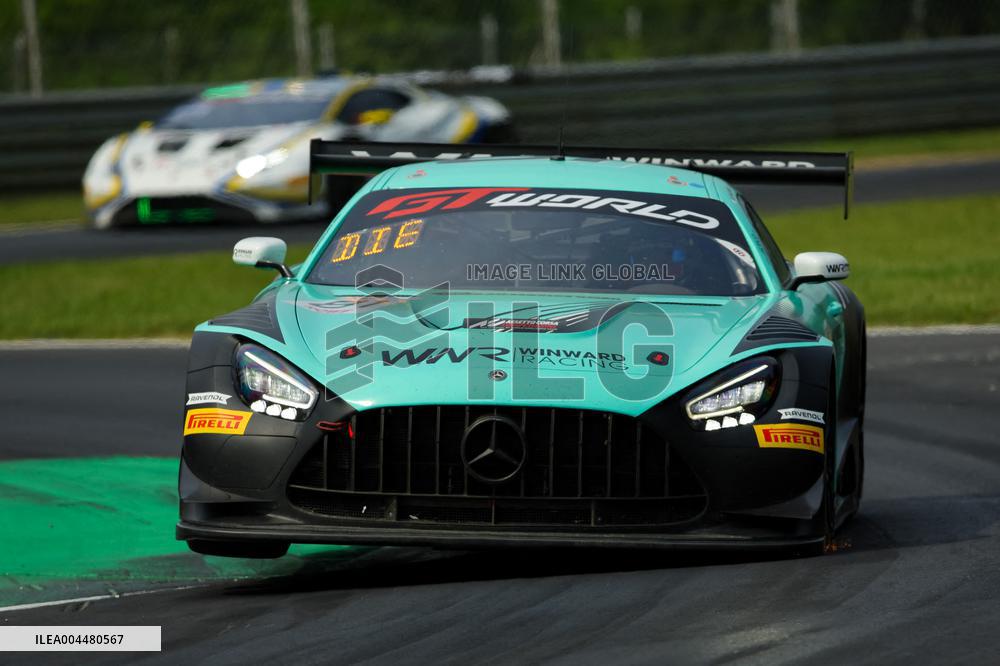 MOTORI - Endurance - GT World Challenge Round 4