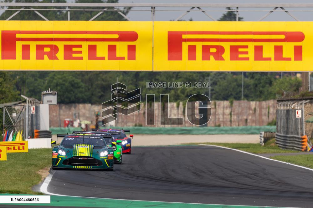 MOTORI - Endurance - GT World Challenge Round 4