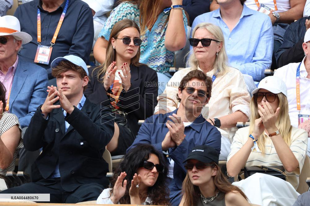 2025 French Open - Celebrities In Stands Day 8 NB