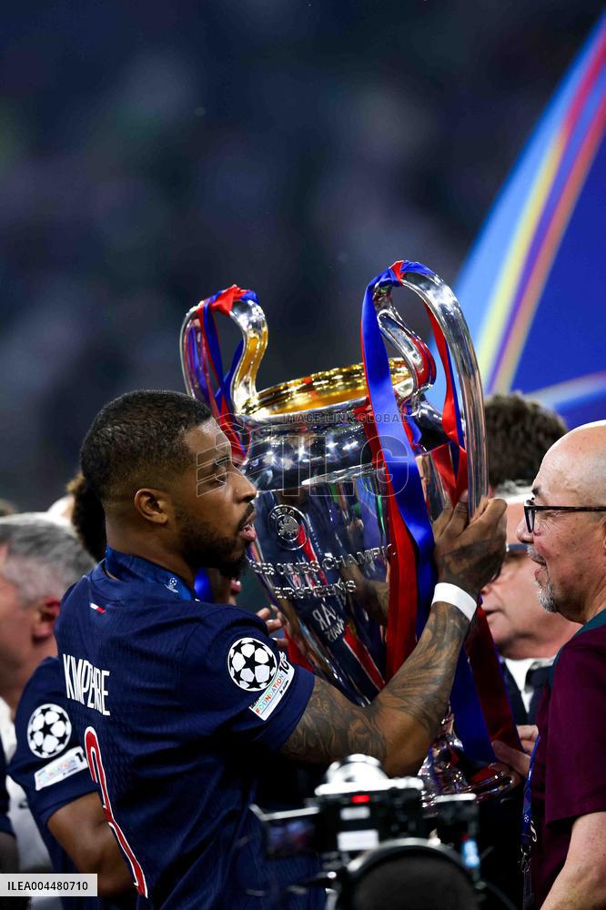 PSG Triumphs At UEFA Champions League Final - Munich