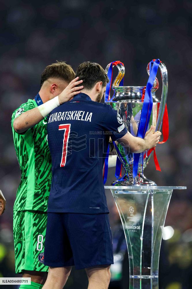 PSG Triumphs At UEFA Champions League Final - Munich