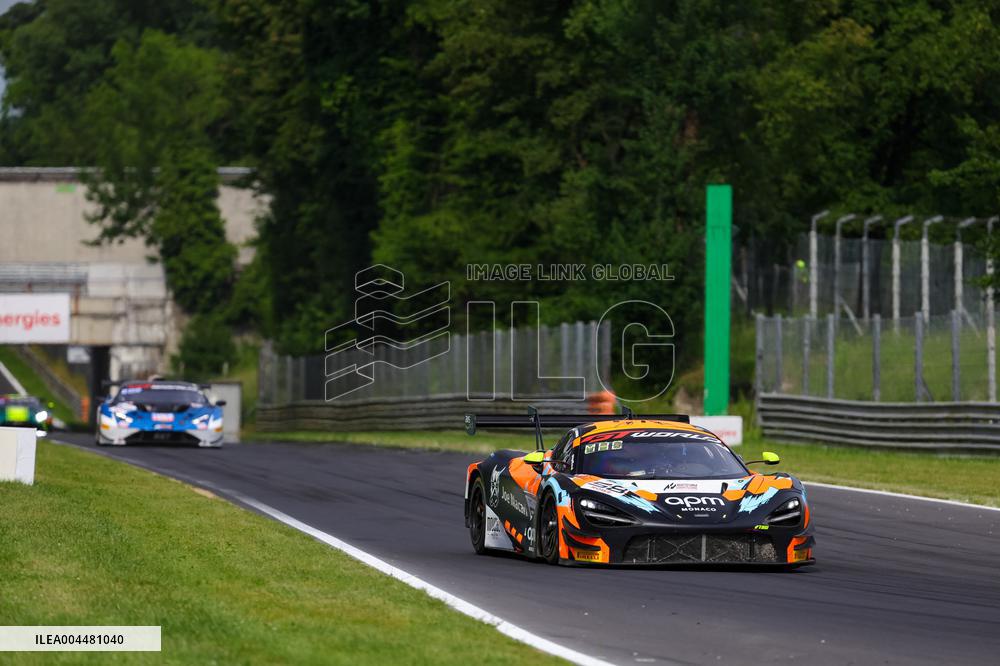 MOTORI - Endurance - GT World Challenge Round 4