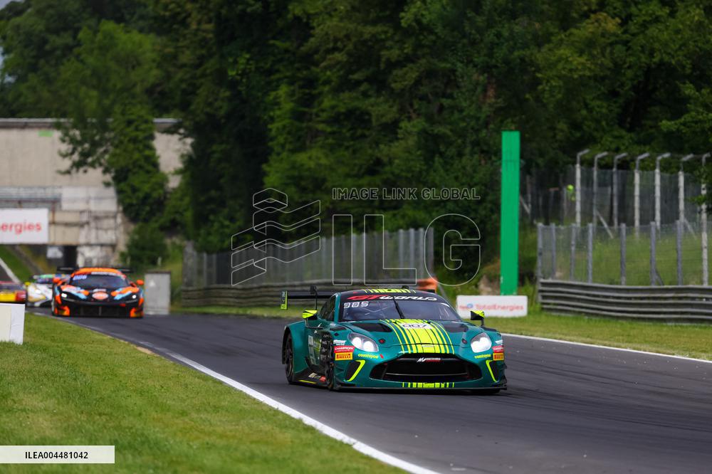 MOTORI - Endurance - GT World Challenge Round 4