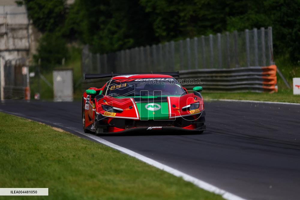 MOTORI - Endurance - GT World Challenge Round 4